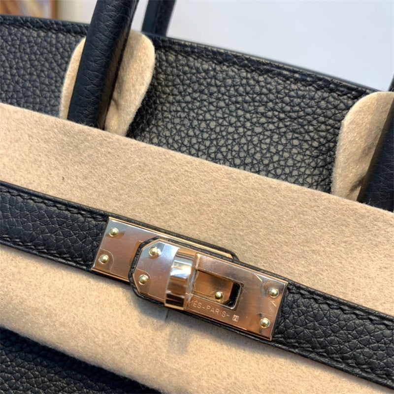 Close-up detail of everyday-ready bag design