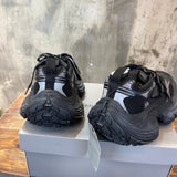 Balenciaga shoes Style 033 - top view showing design