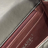  handbag, compact everyday style, image 5