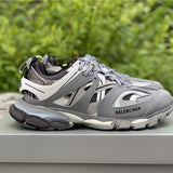 Nike Men's & Women's Luxury Low-Top Trainers — Style 081 close-up view