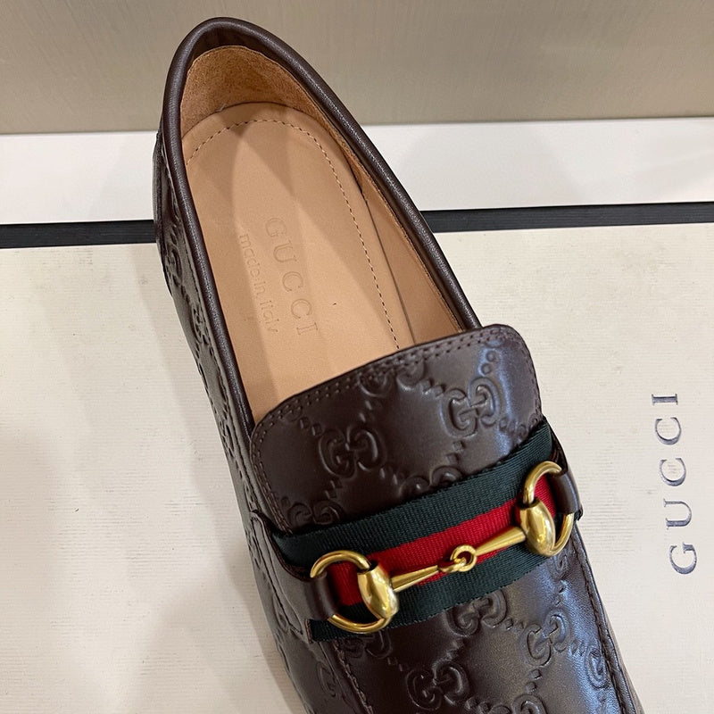 Gucci all-black luxury sneakers view 4 cushioned comfort fit