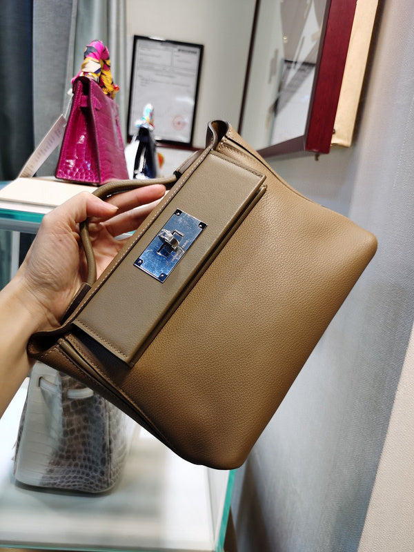 Timeless bag women's premium everyday handbag