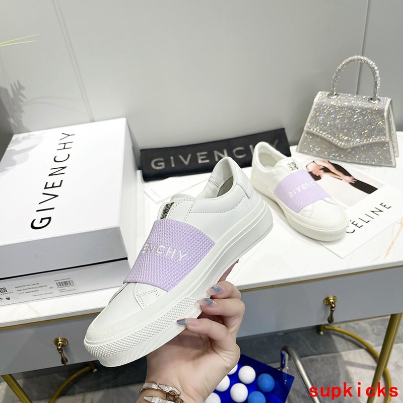 Givenchy shoes Style 034 - top view showing design
