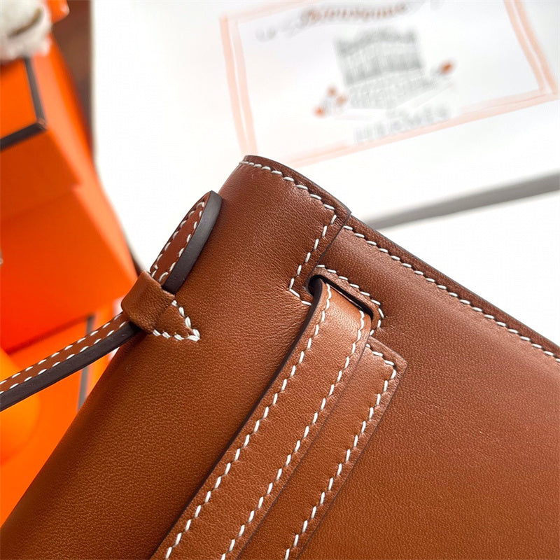  classic tote bag detail view showing craftsmanship 8