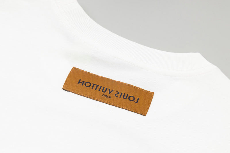 Full styled look of Louis Vuitton cotton t-shirt with contemporary cut