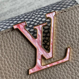  handbag interior and compartment view 9