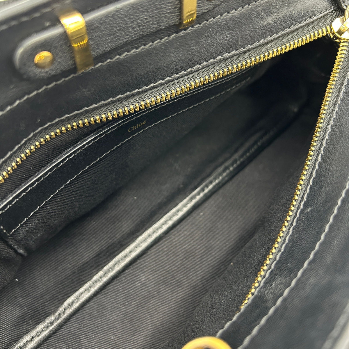 Sorantoria elegant leather Handbag top view
