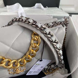  spacious purse view 5