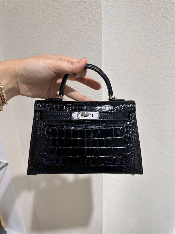  Modern everyday bag carried on shoulder 22