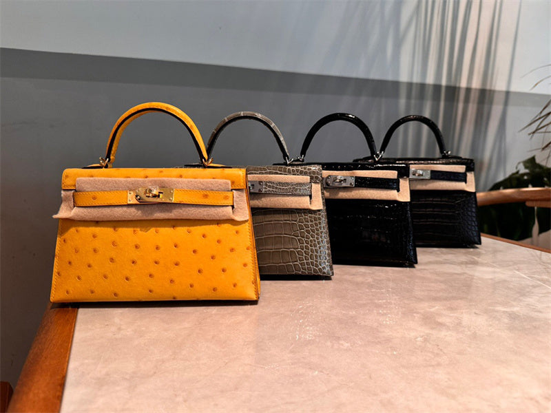 Interior view of minimalist premium bag