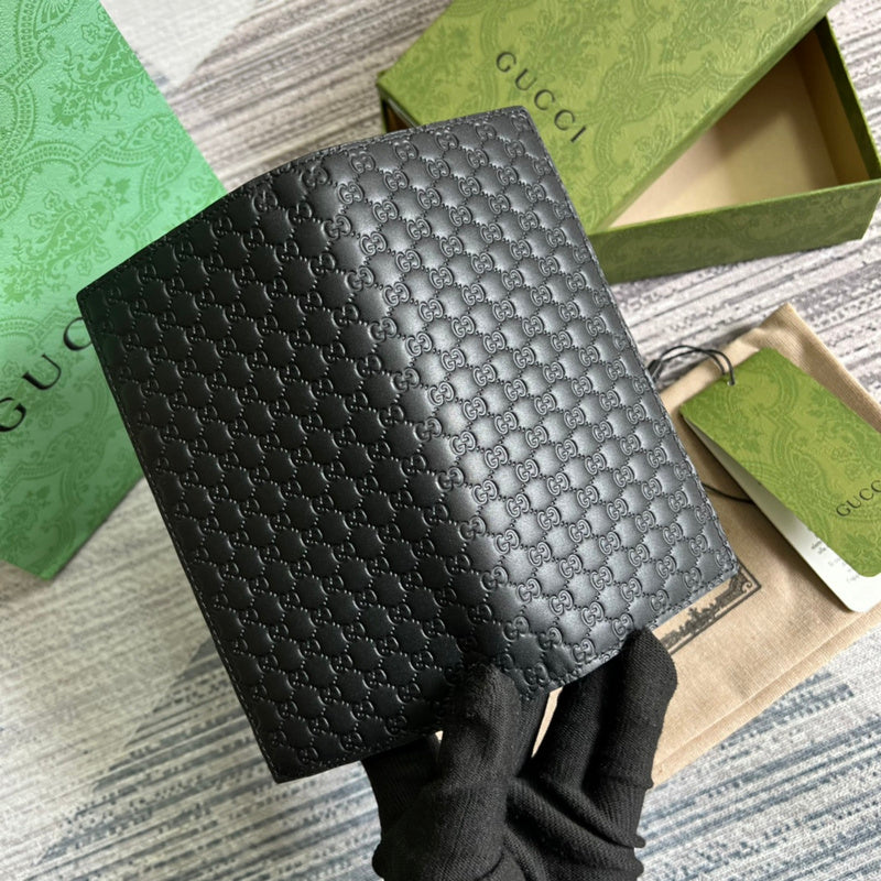 Modern handbag styled for everyday wear