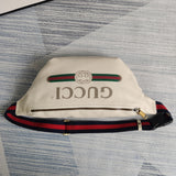 Handle and strap detail of elevated everyday-luxe women's handbag – women's luxury handbag