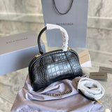 Ziva's Charm handbag – back view (one versatile size)