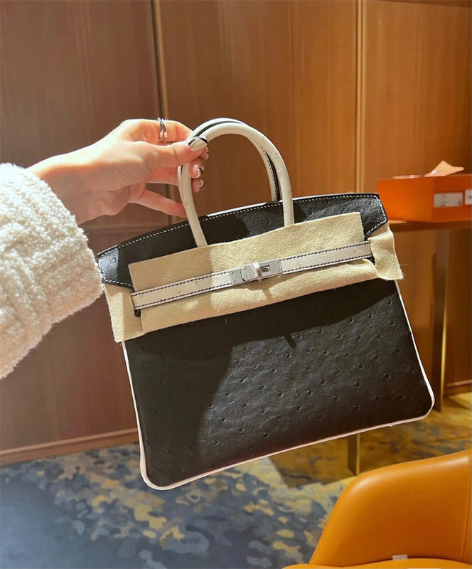  crossbody bag interior and compartment view