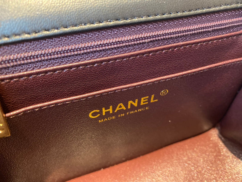  compact purse view 2