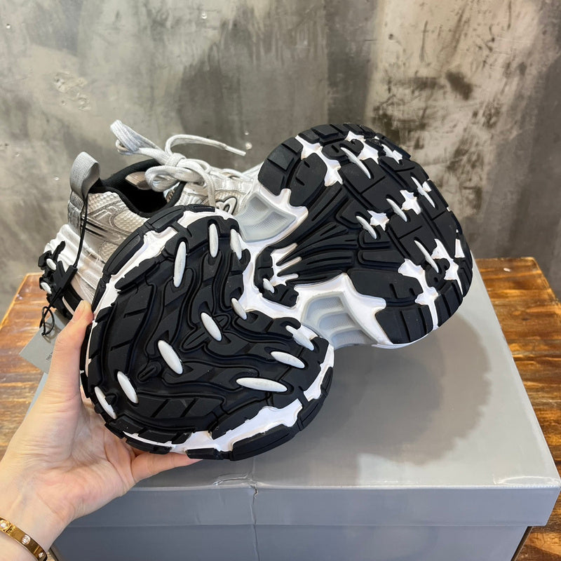 Balenciaga shoes Style 013 - angled studio shot