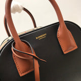 Ziva's Charm handbag – close-up view (one versatile size)