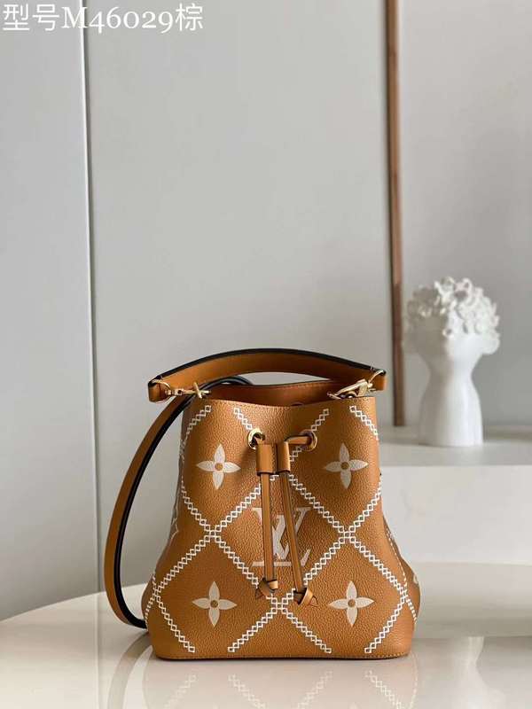 Front view of structured polished women's handbag – women's everyday handbag