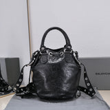 Zivas Charm Versatile Design Statement Handbag (Timeless Wardrobe Addition) – Full Silhouette 7