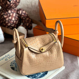  Chic satchel front view 13
