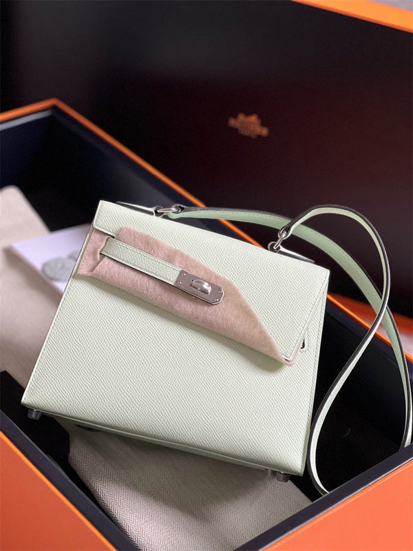  Statement top-handle bag front view 7