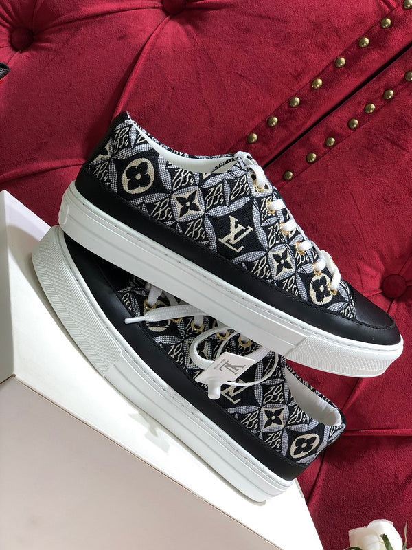 Louis Vuitton shoes Style 189 - sole and craftsmanship detail