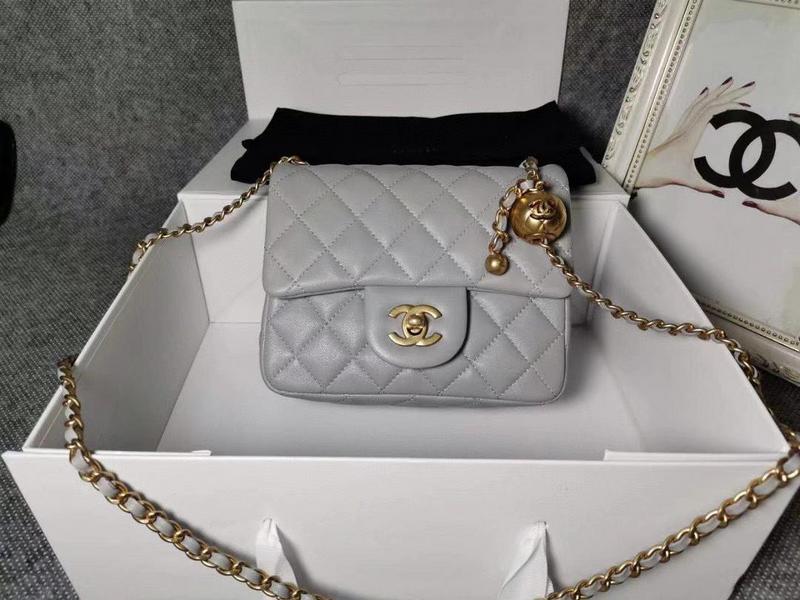 Zivas Charm Chic Craftsmanship Fashion Handbag (Refined Practical Design) – Front View