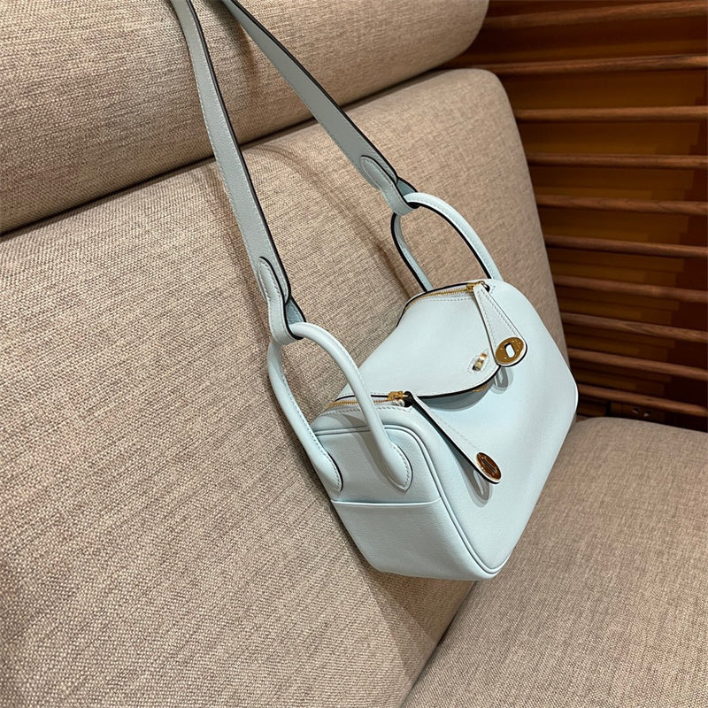  Modern carryall bag carried on shoulder 10