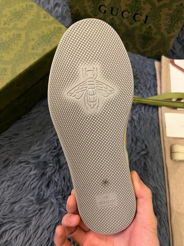Side profile of Gucci stone beige sneakers chunky sole construction