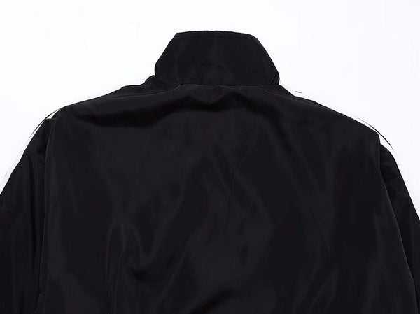 Three-quarter angle view of Balenciaga luxury piece style No.139