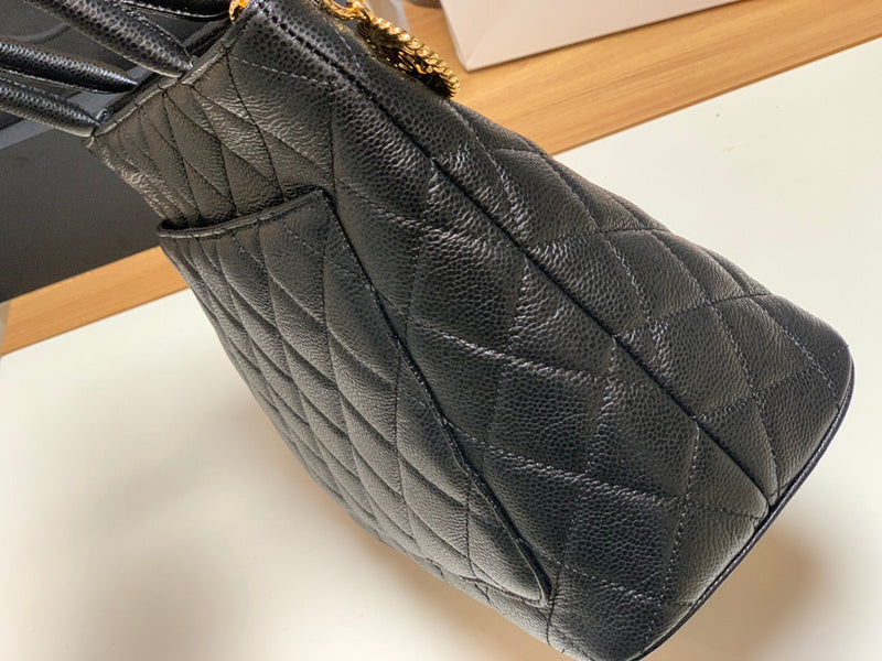  spacious purse view 3