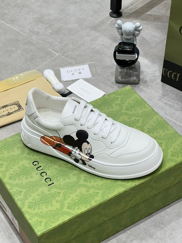 Gucci all-black luxury sneakers view 4 heritage-inspired look