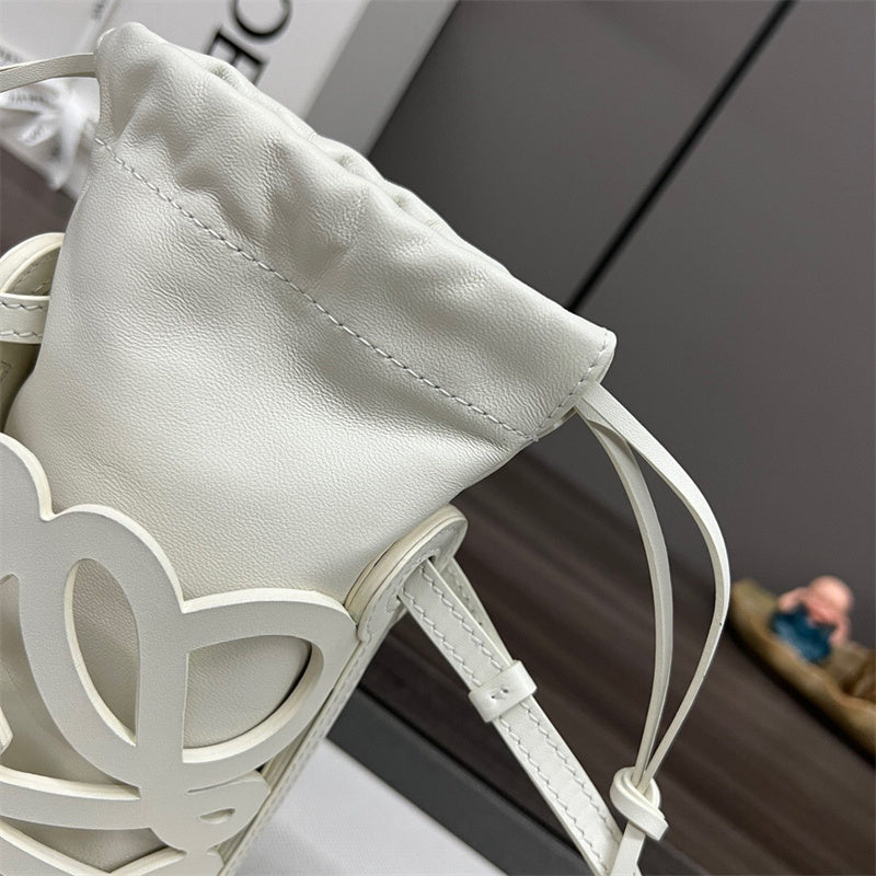 Ziva's Charm handbag – back view (11cm*8cm*20cm)