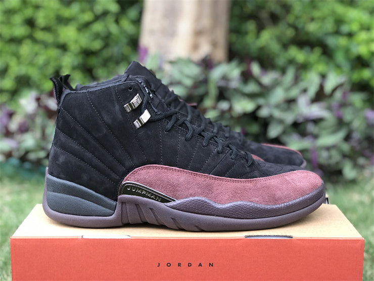 Nike all-black luxury sneakers view 21 heritage-inspired look