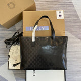 Front view of polished chic women's handbag – women's luxury accessory