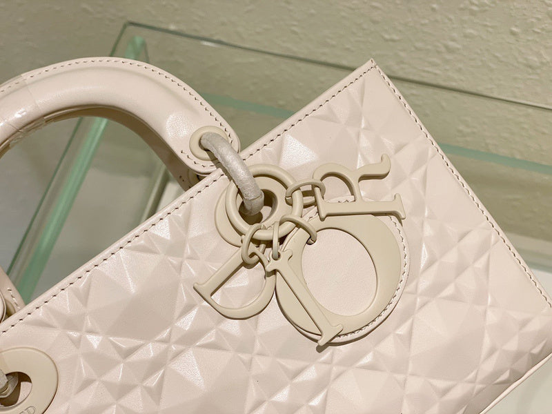 Close-up detail of polished modern women's handbag – women's premium purse