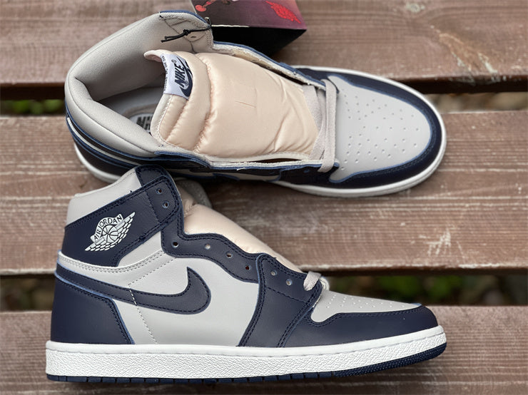 Nike Men's & Women's Signature Luxury Sneakers — Style 216 back view