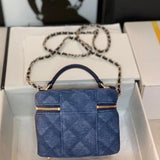 Zivas Charm Refined Structure Designer Handbag (Signature Shape & Finish) – Detail View