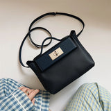 Streamlined bag women's premium everyday handbag