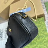 Close-up detail of structured classic women's handbag – women's luxury handbag