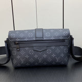  Everyday carryall bag carried on shoulder 16