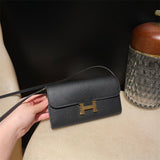  Versatile everyday bag front view