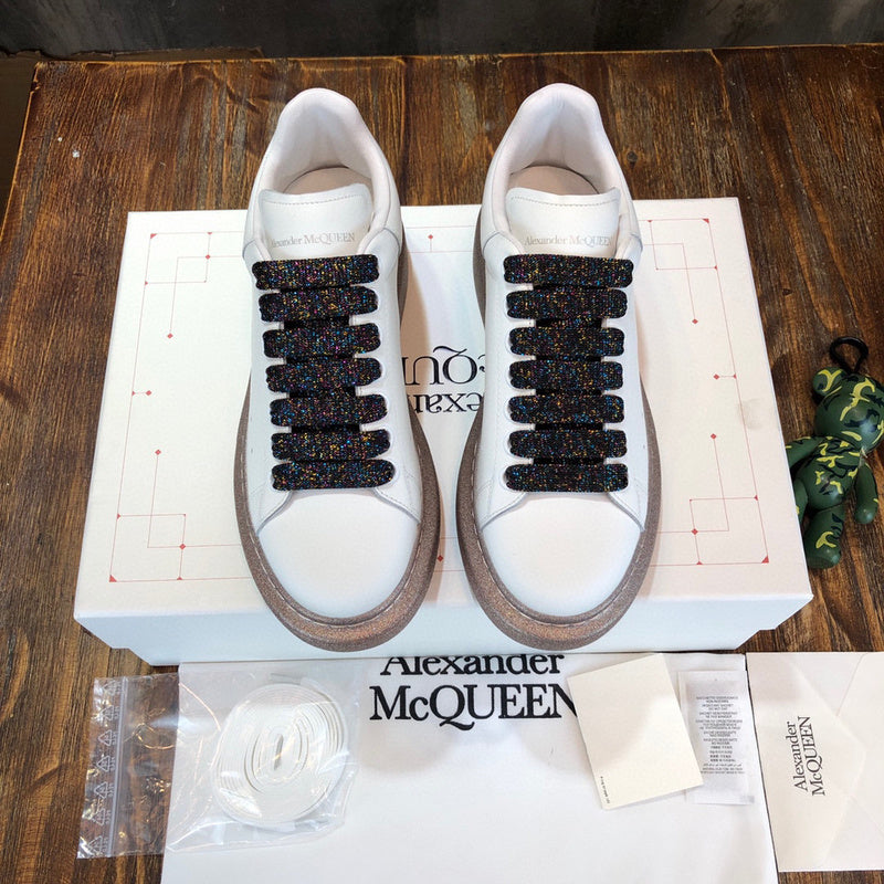 Alexander McQueen shoes Style 020 - texture and material detail