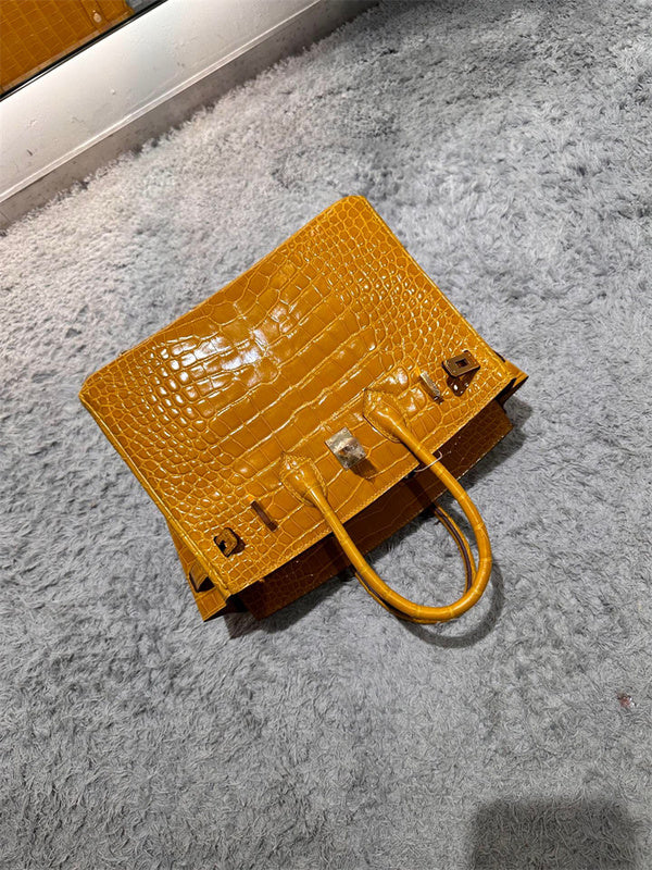  Modern crossbody bag front view 7