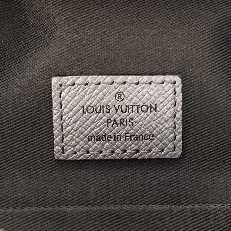 Front view of refined classic women's handbag – women's luxury handbag