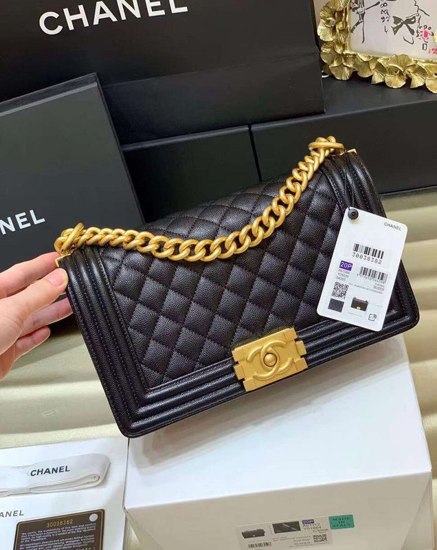  women's handbag, mid design, view 2