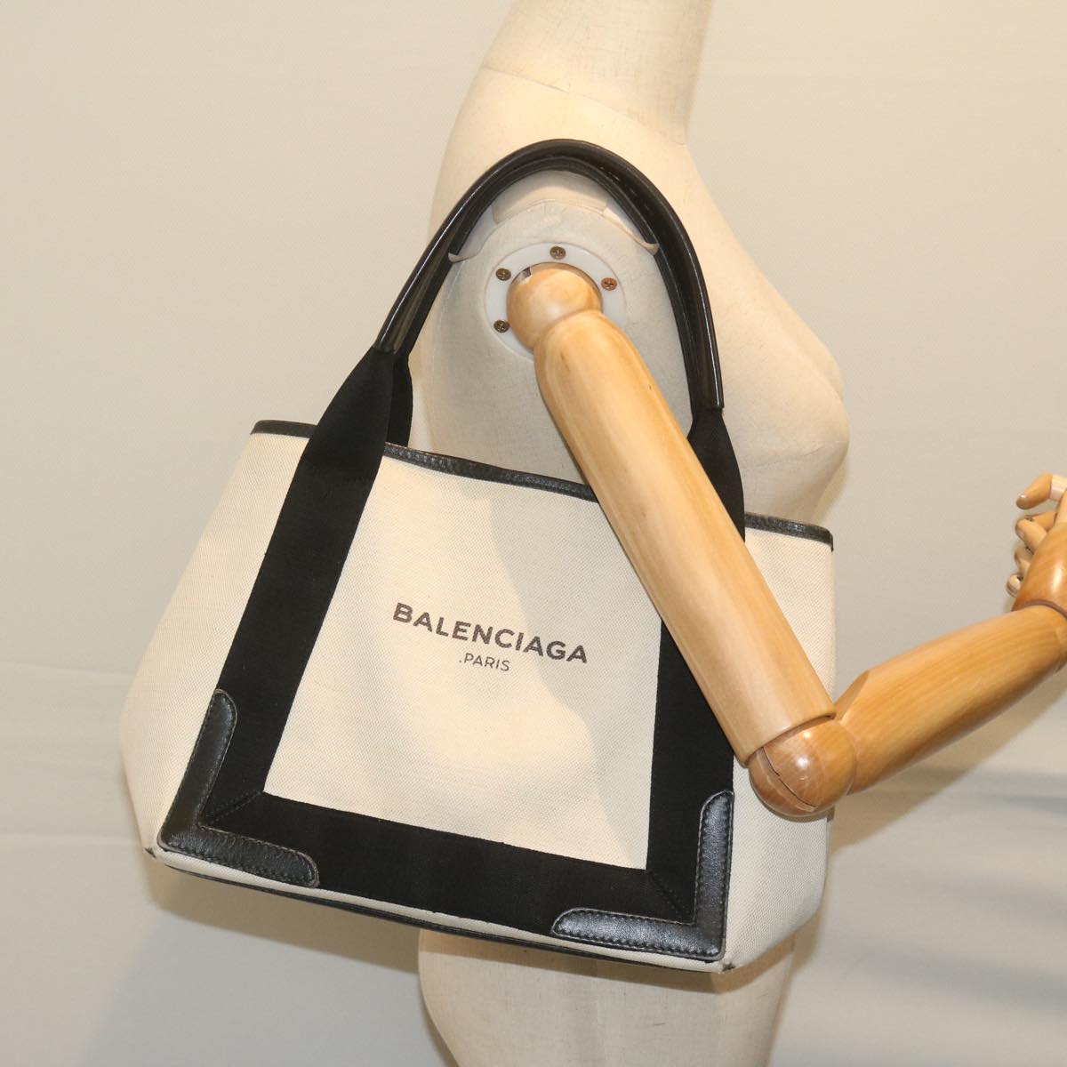 Balenciaga Tote Bag Canvas White 339933 — Premium Leather Tote