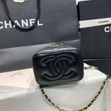 Zivas Charm Versatile Design Designer Handbag (Thoughtfully Structured Design) – Full Silhouette