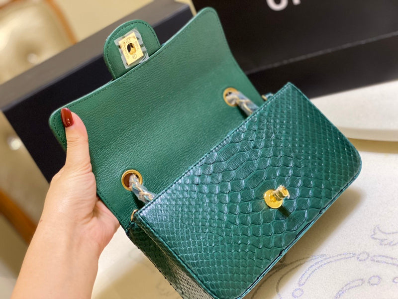  women's handbag, mid design, view 2