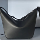 Ziva's Charm handbag – carry view (28cm*17cm*9.5cm)